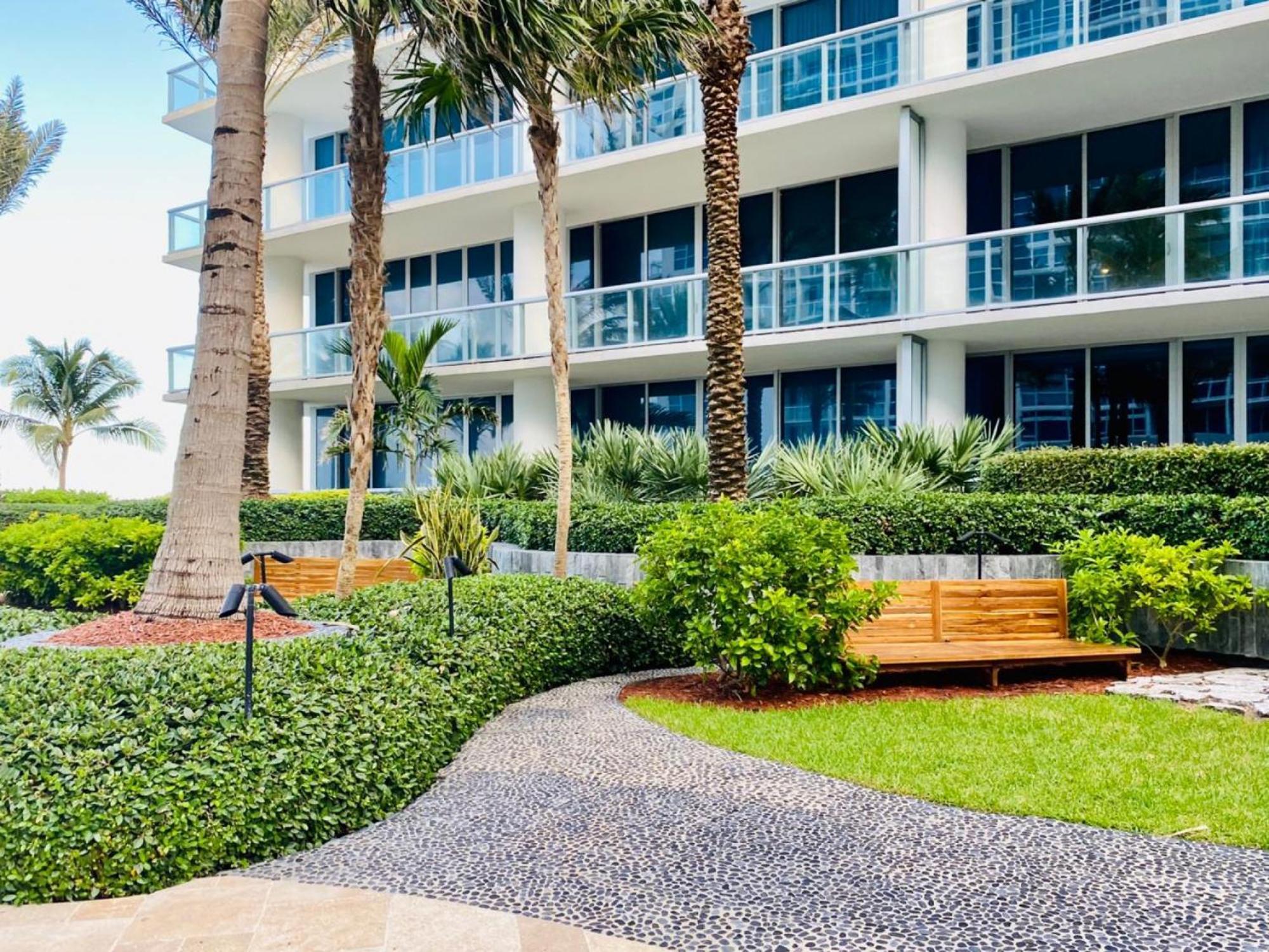 Carillon Miami Beach Private Luxury Suites — Photos 1
